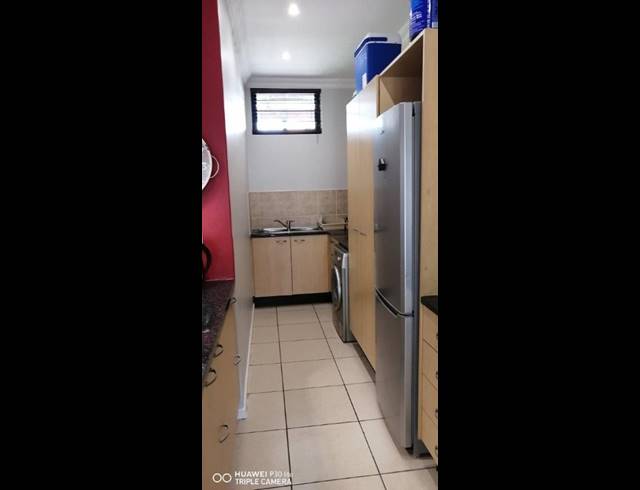2 BEDROOM TOWNHOUSE TO LET IN BRYANSTON